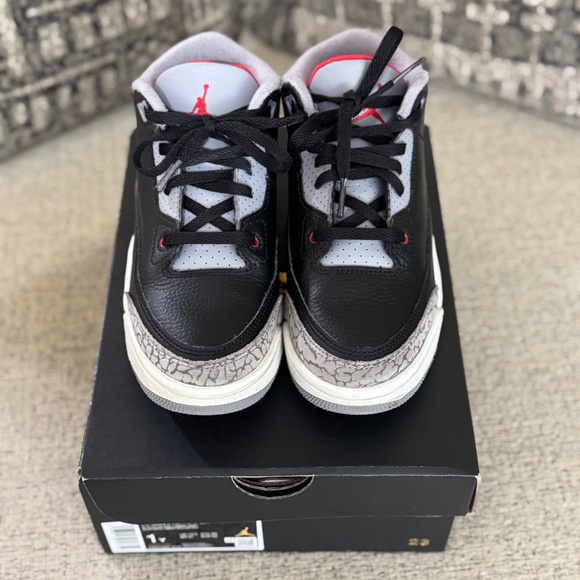 Jordan Retro 3 - Picture 1 of 6